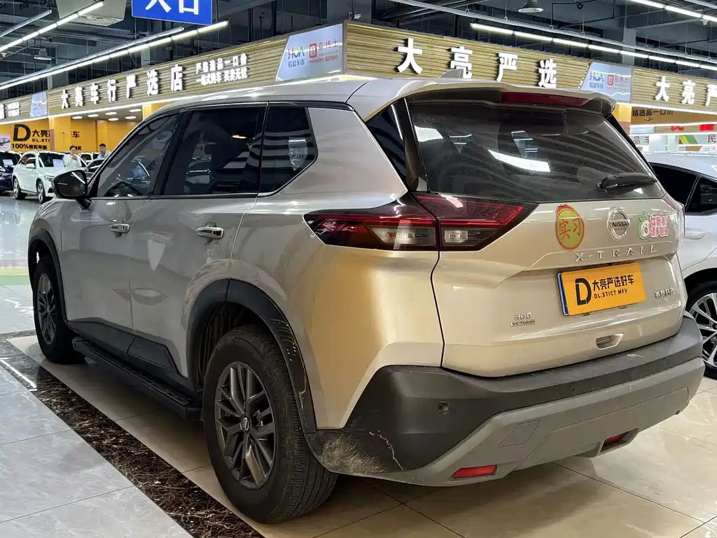 Nissan X-Trail — миниатюра 3