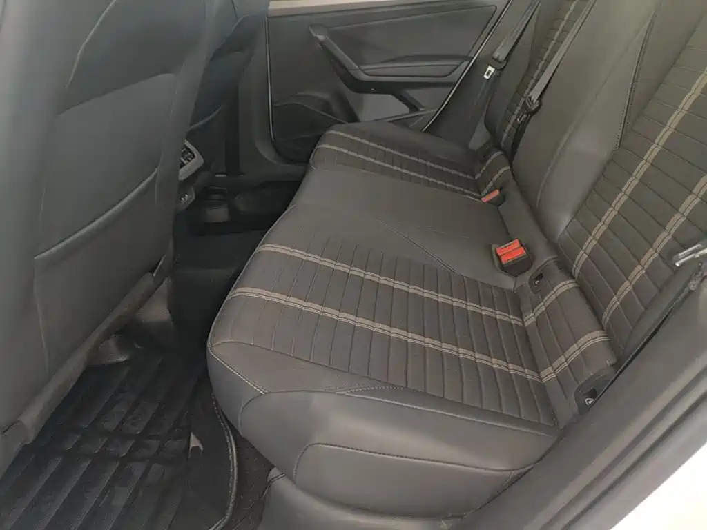 Volkswagen Lavida — миниатюра 17