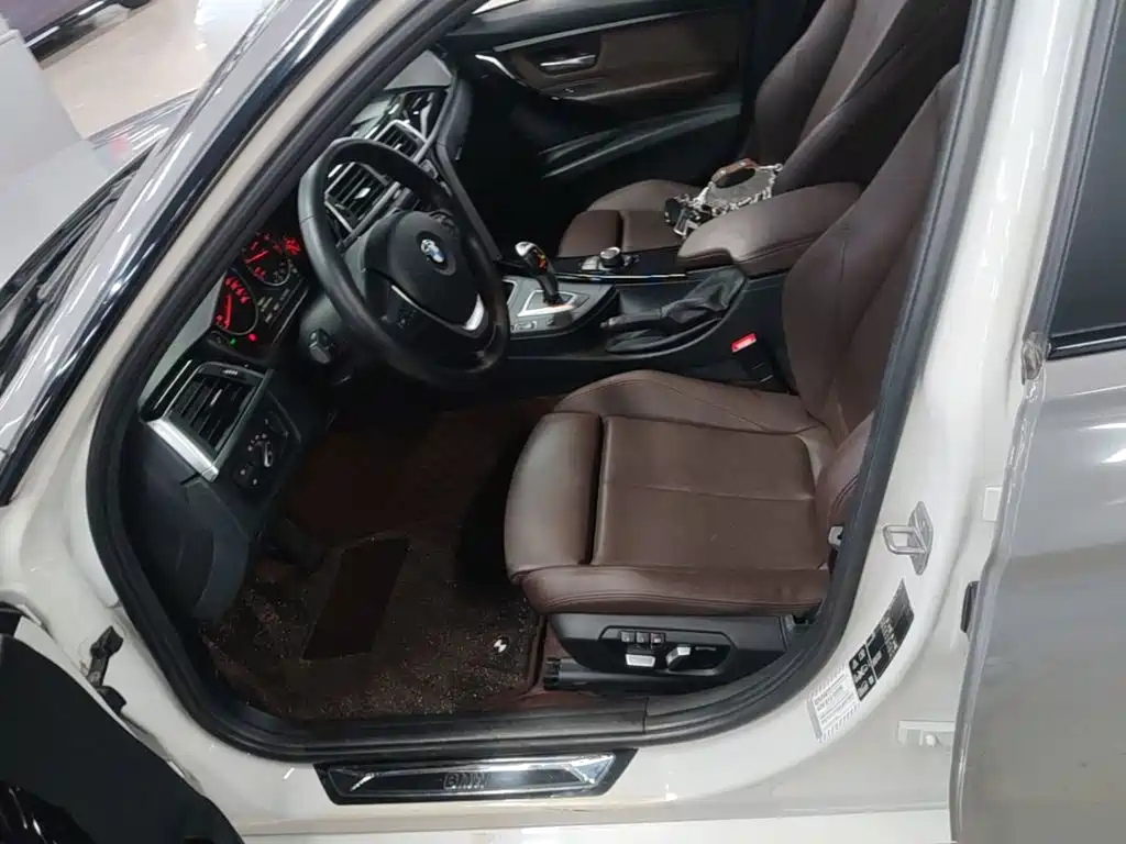 BMW 3 Series — миниатюра 15