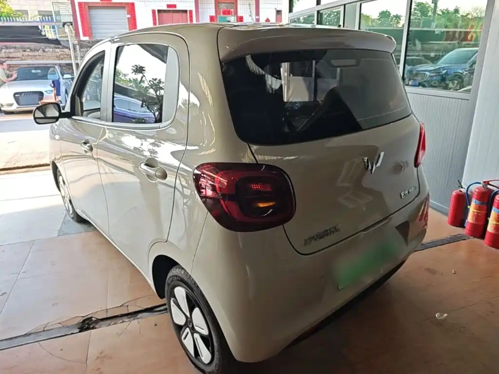 Wuling MINIEV — миниатюра 5