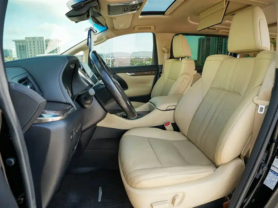 Toyota Alphard 2021 2.5L Luxury