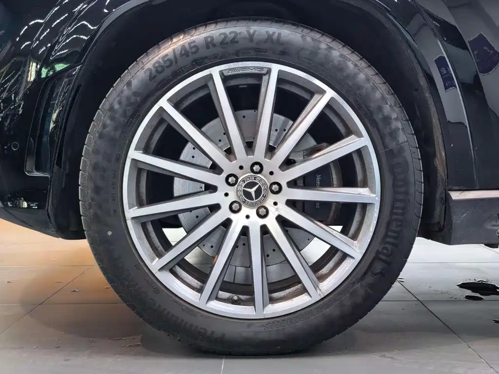 Mercedes-Benz GLS — миниатюра 20