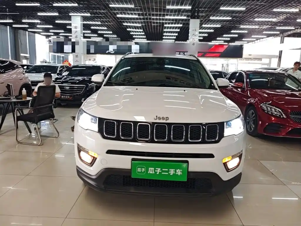 Jeep Compass — миниатюра 3