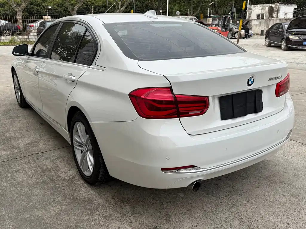 BMW 3 Series — миниатюра 5
