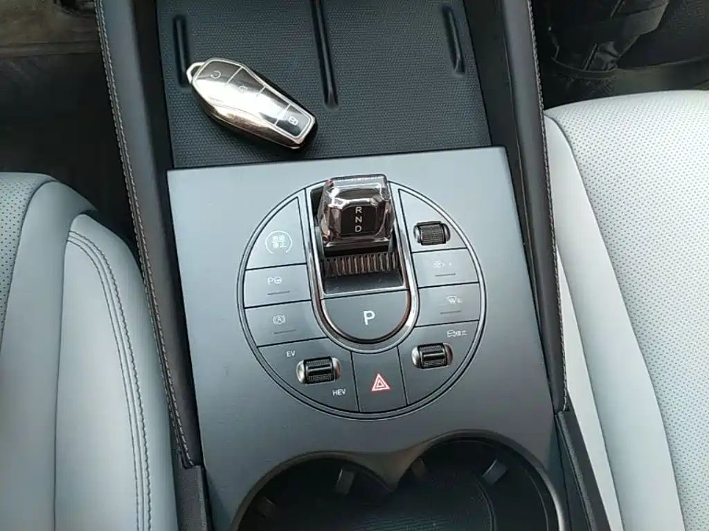 BYD Seal 06 — миниатюра 14