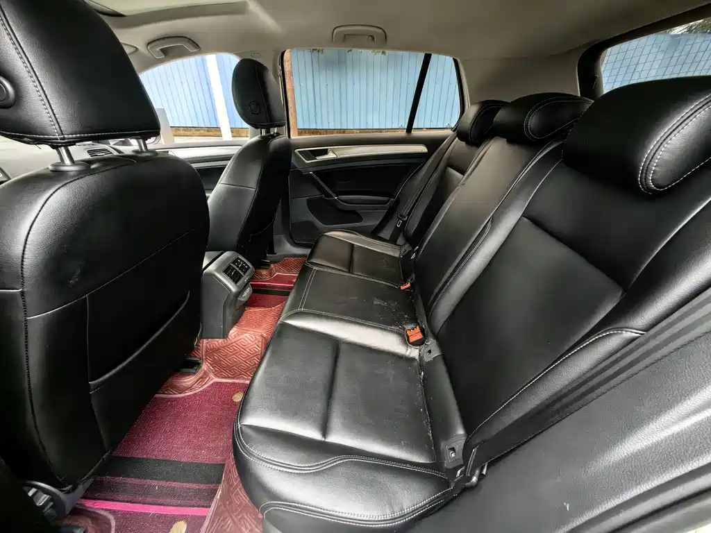 Volkswagen Golf — миниатюра 5