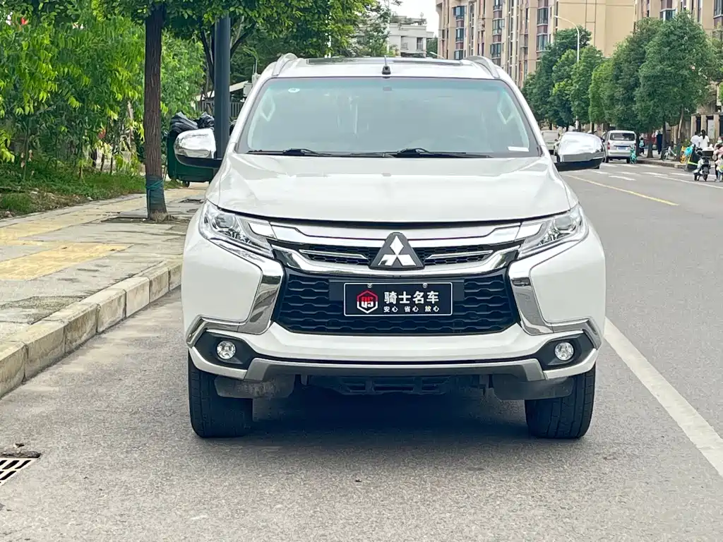 MITSUBISHI PAJERO JINCHANG