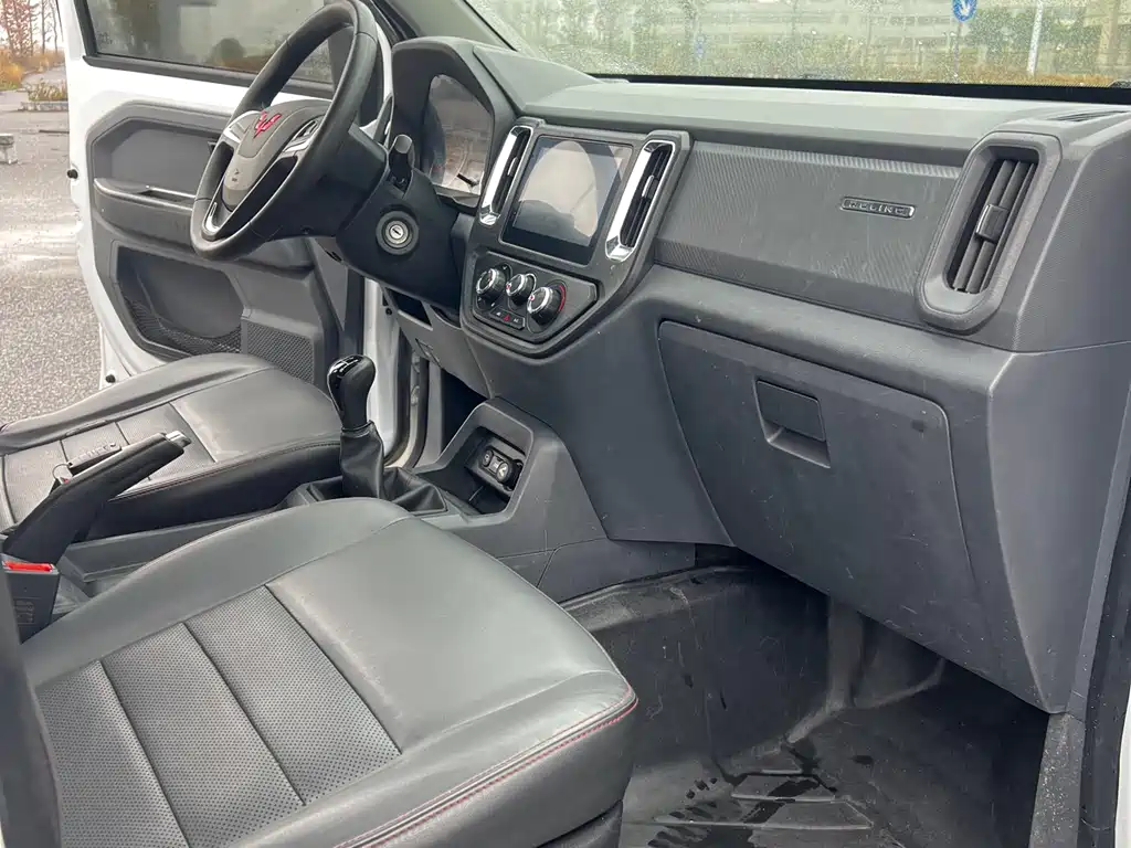 WULING WULING JOURNEY