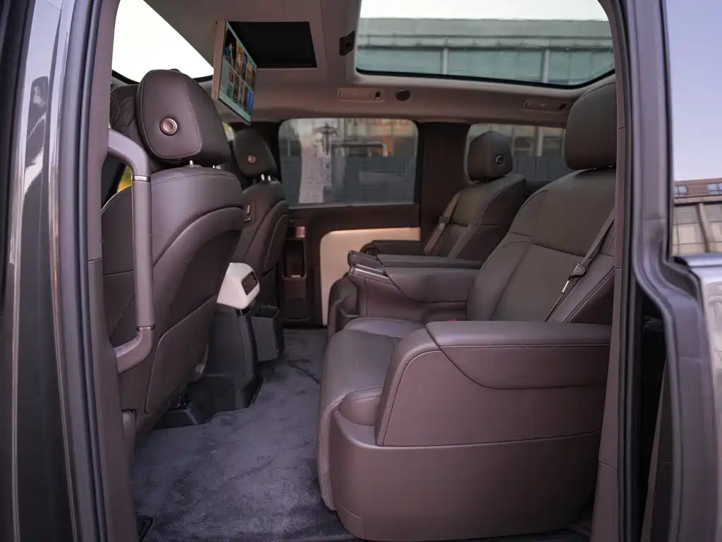 Li Auto Li MEGA — миниатюра 17