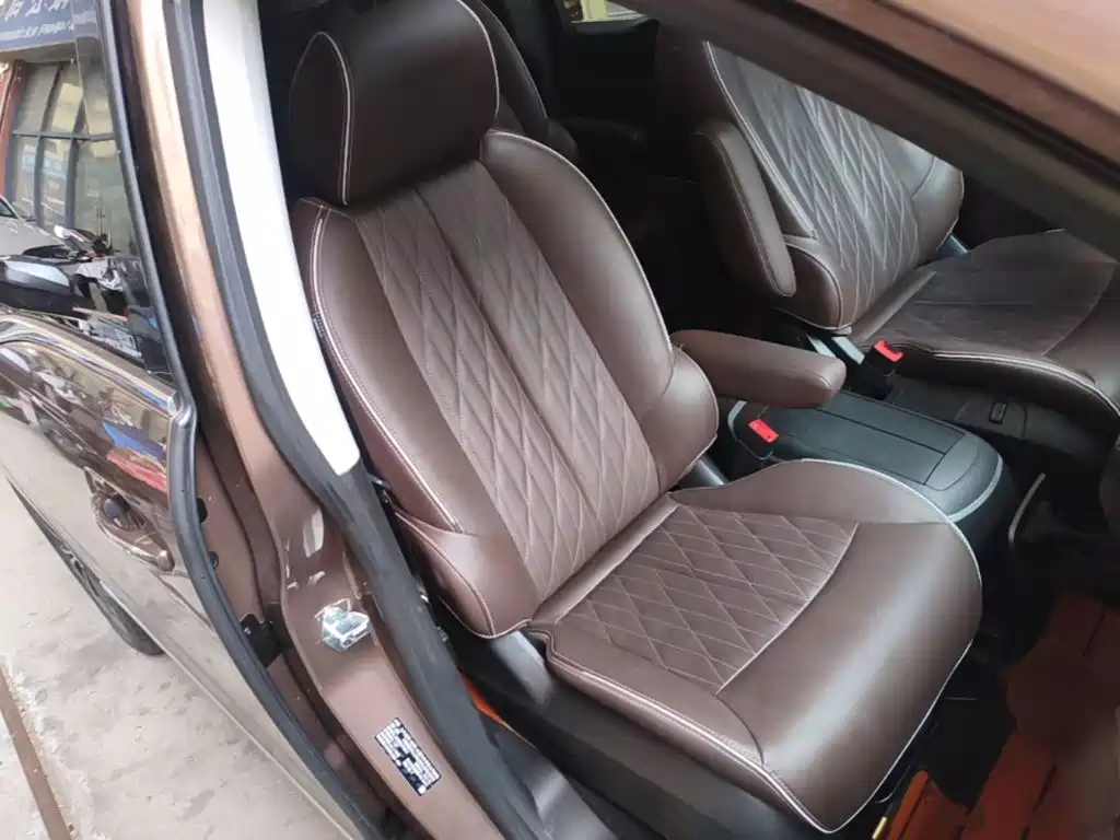 Buick GL8 — миниатюра 25