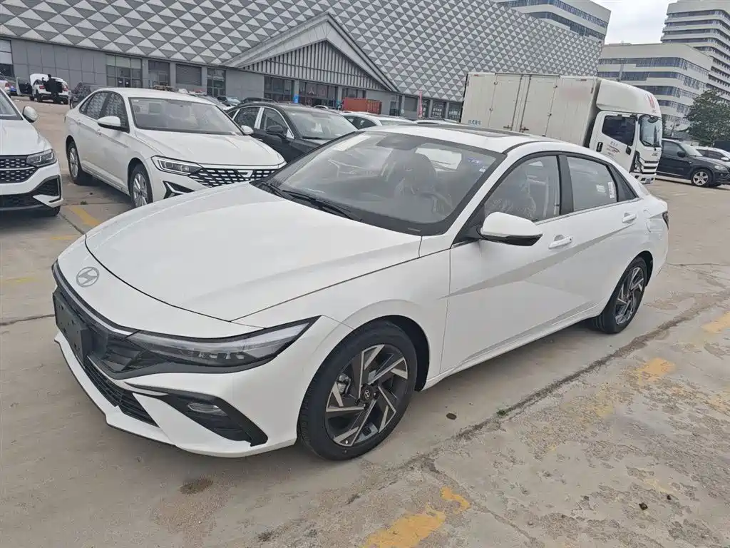 Hyundai Elantra 2023 1.5L CVT GLX Elite
