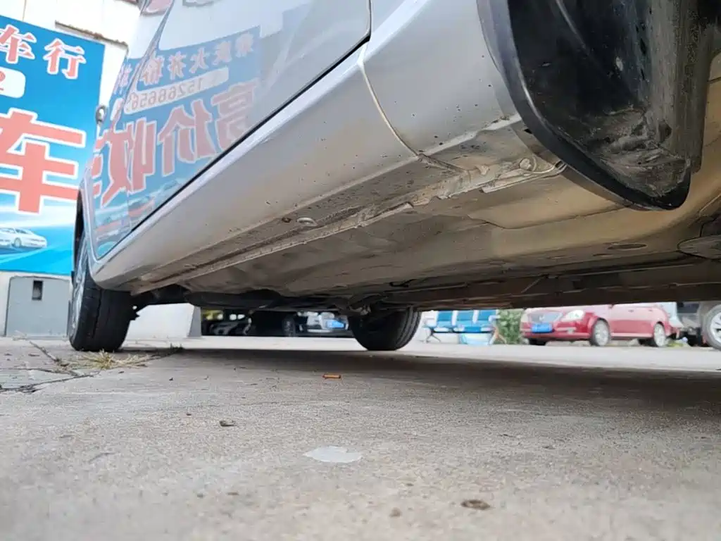 Buick Excelle — миниатюра 21