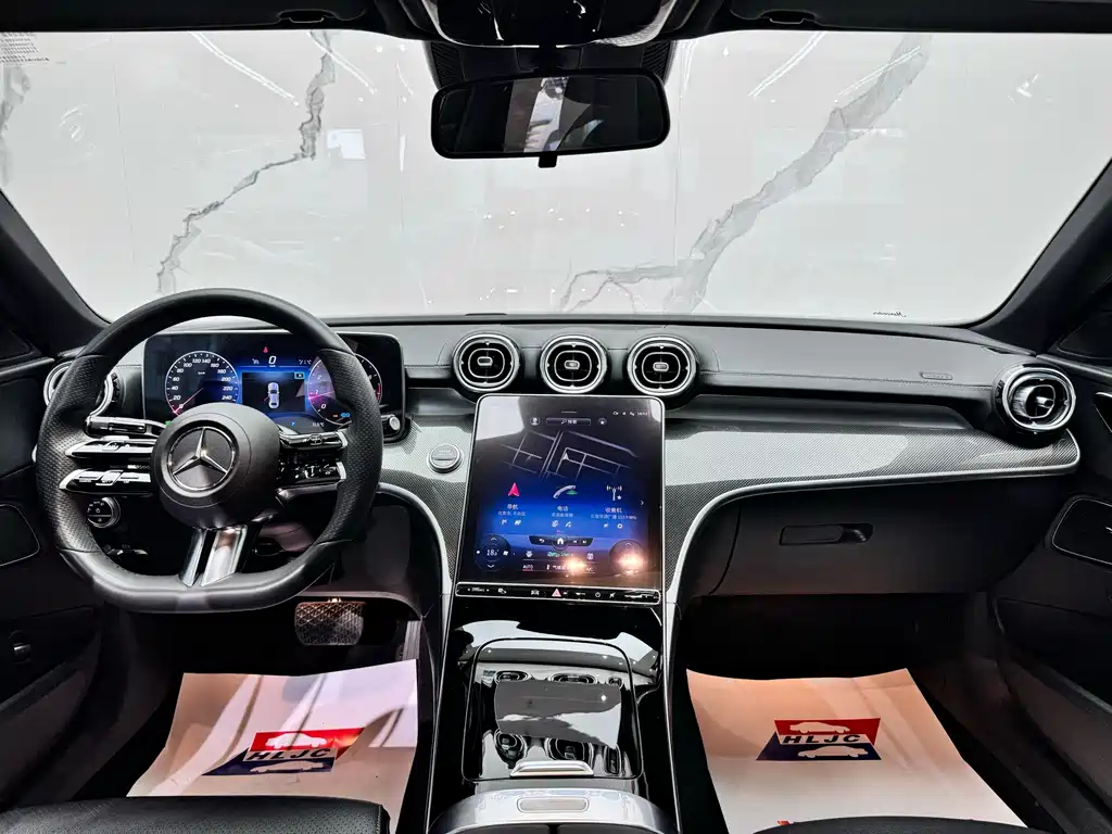 Mercedes-Benz C-Class — миниатюра 9