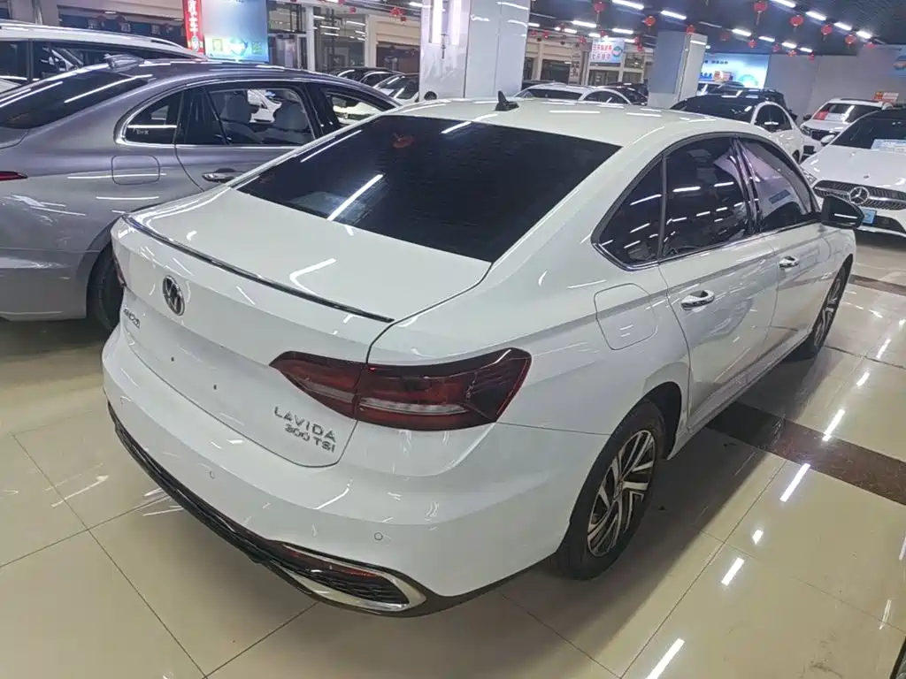 Volkswagen Lavida — миниатюра 7