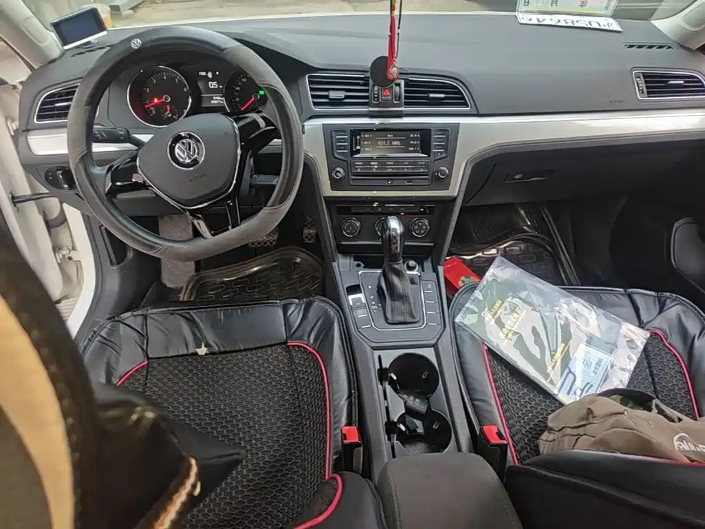 Volkswagen Lamando — миниатюра 10