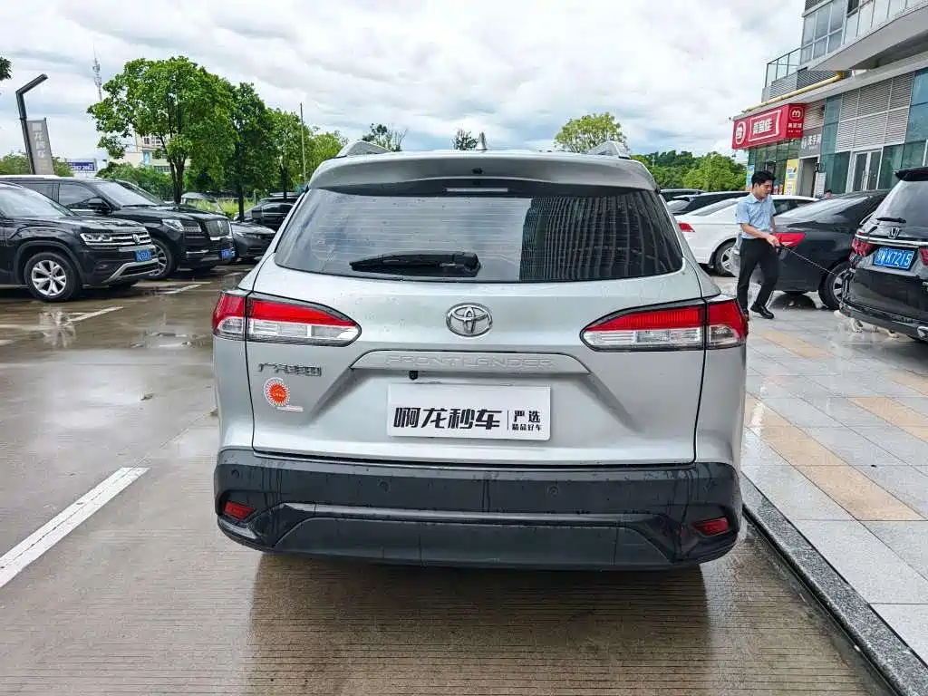 Toyota Frontlander — миниатюра 9