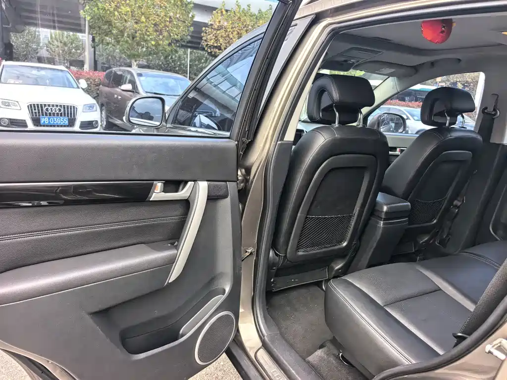 Chevrolet Captiva — миниатюра 21