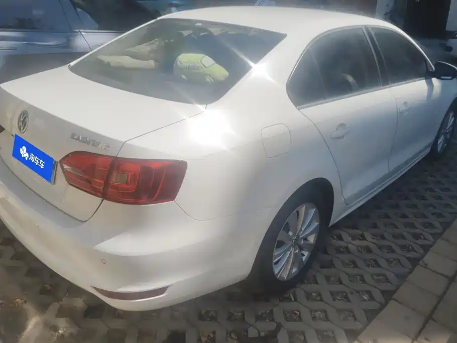 Volkswagen Sagitar — миниатюра 3