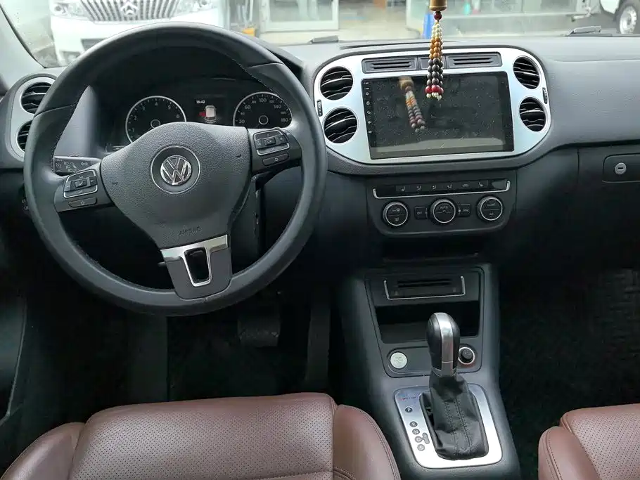 Volkswagen Tiguan — миниатюра 12