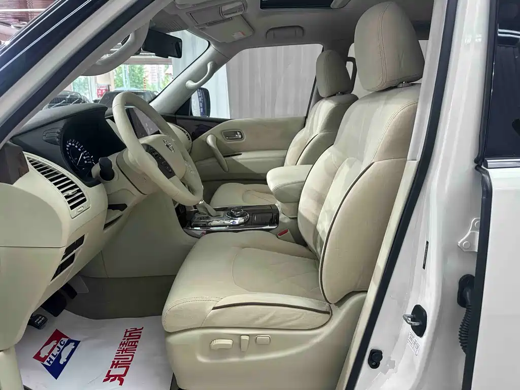 Nissan Patrol — миниатюра 8