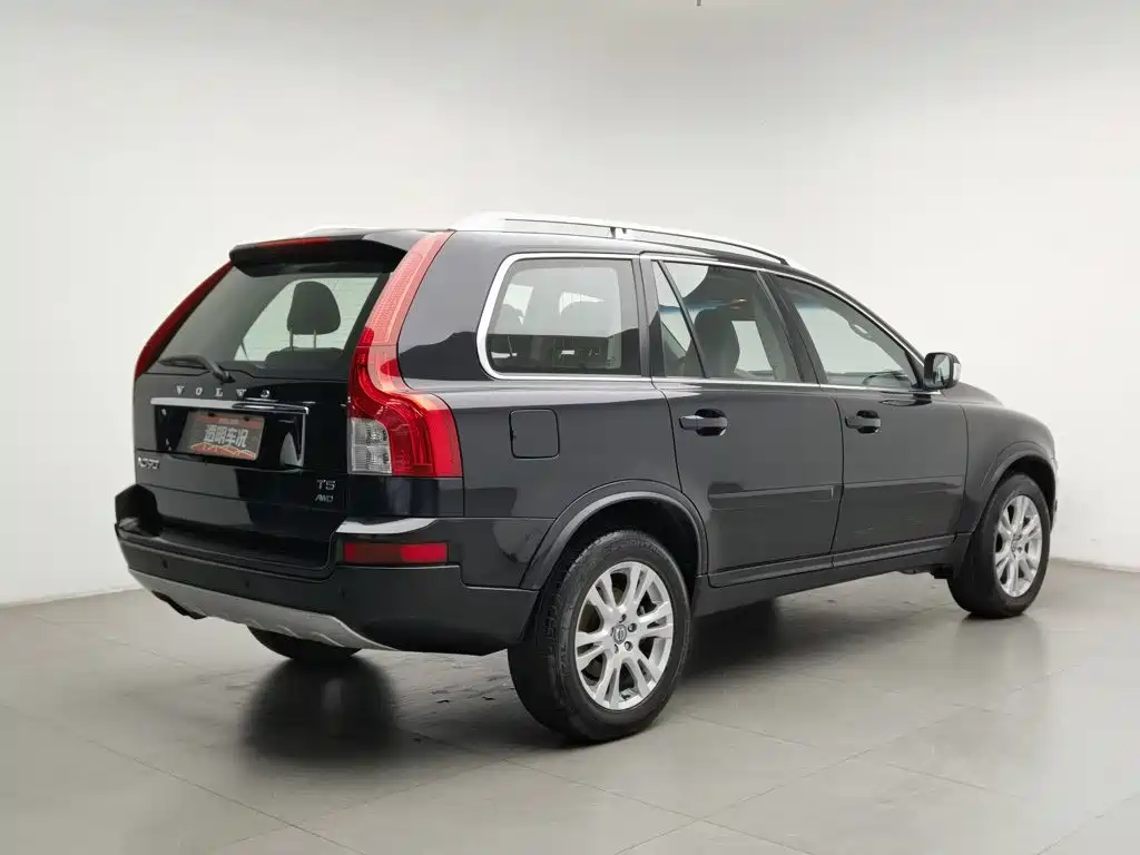 Volvo XC90 — миниатюра 2
