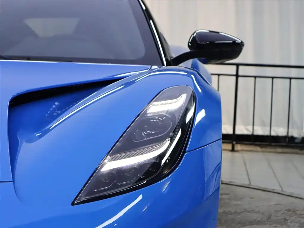 LOTUS SPORTS CAR EMIRA