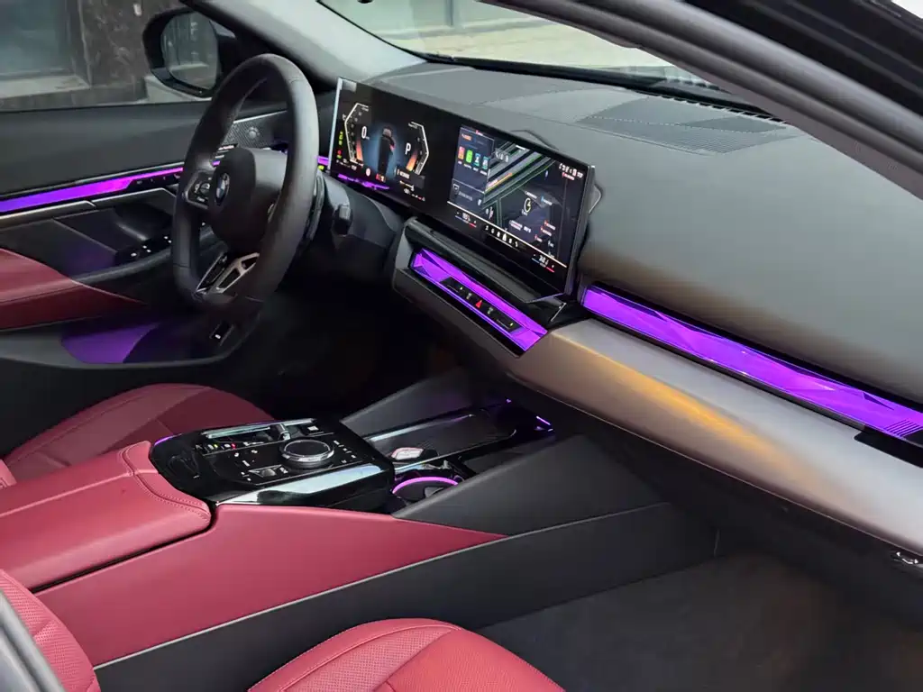 BMW 5 Series — миниатюра 7