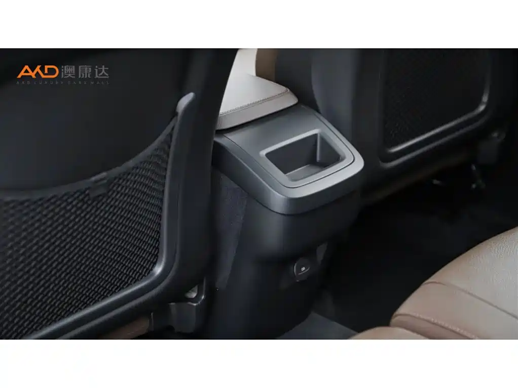 Volvo XC90 2022 B5 Luxury 5 мест