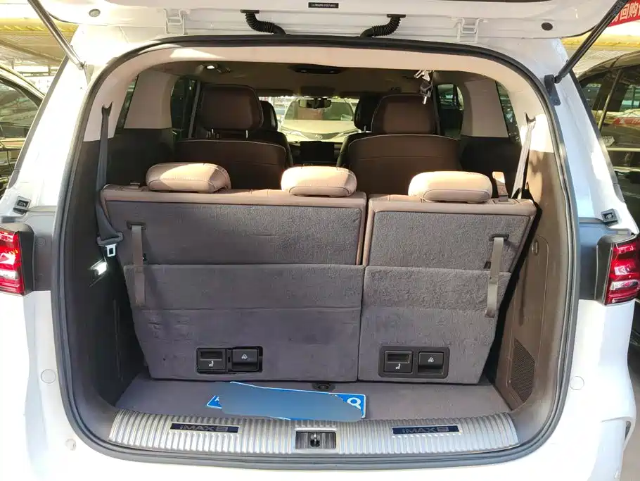 Roewe iMAX8 — миниатюра 4