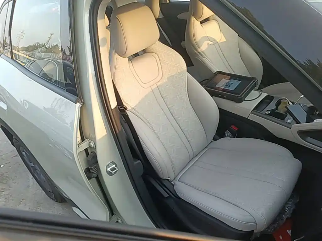 BYD Yuan UP — миниатюра 25