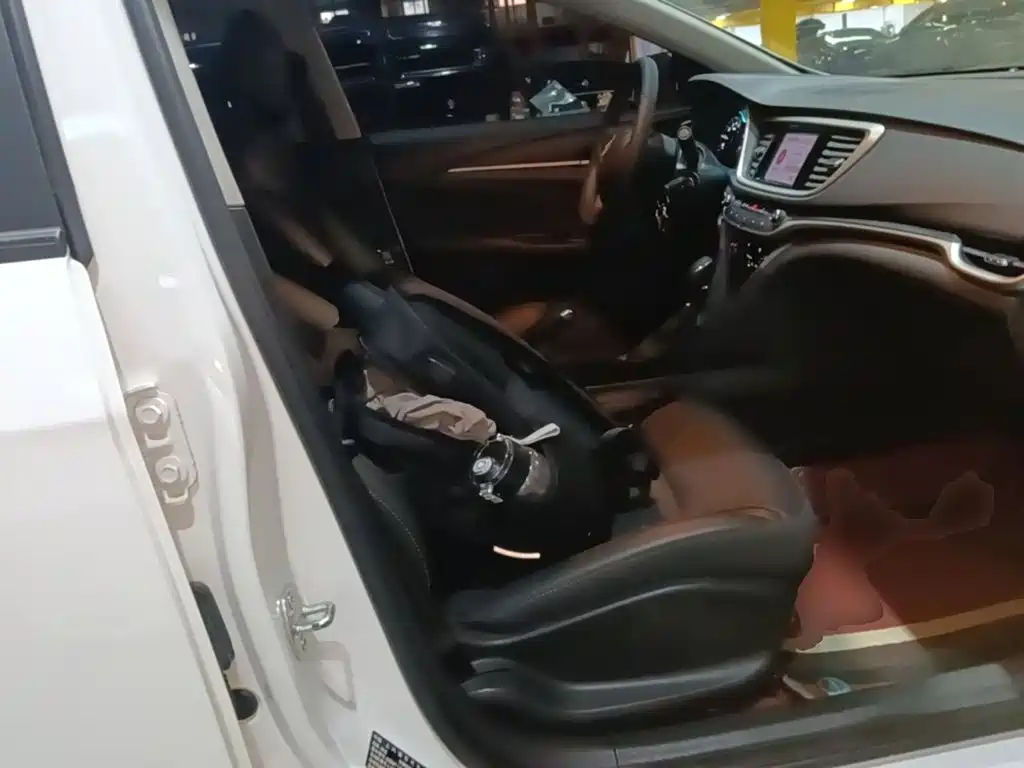 Buick Excelle — миниатюра 25