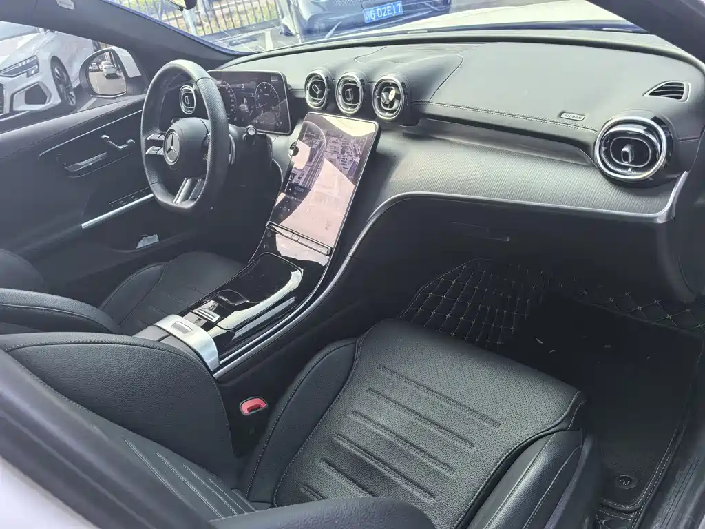 MERCEDES-BENZ C CLASS