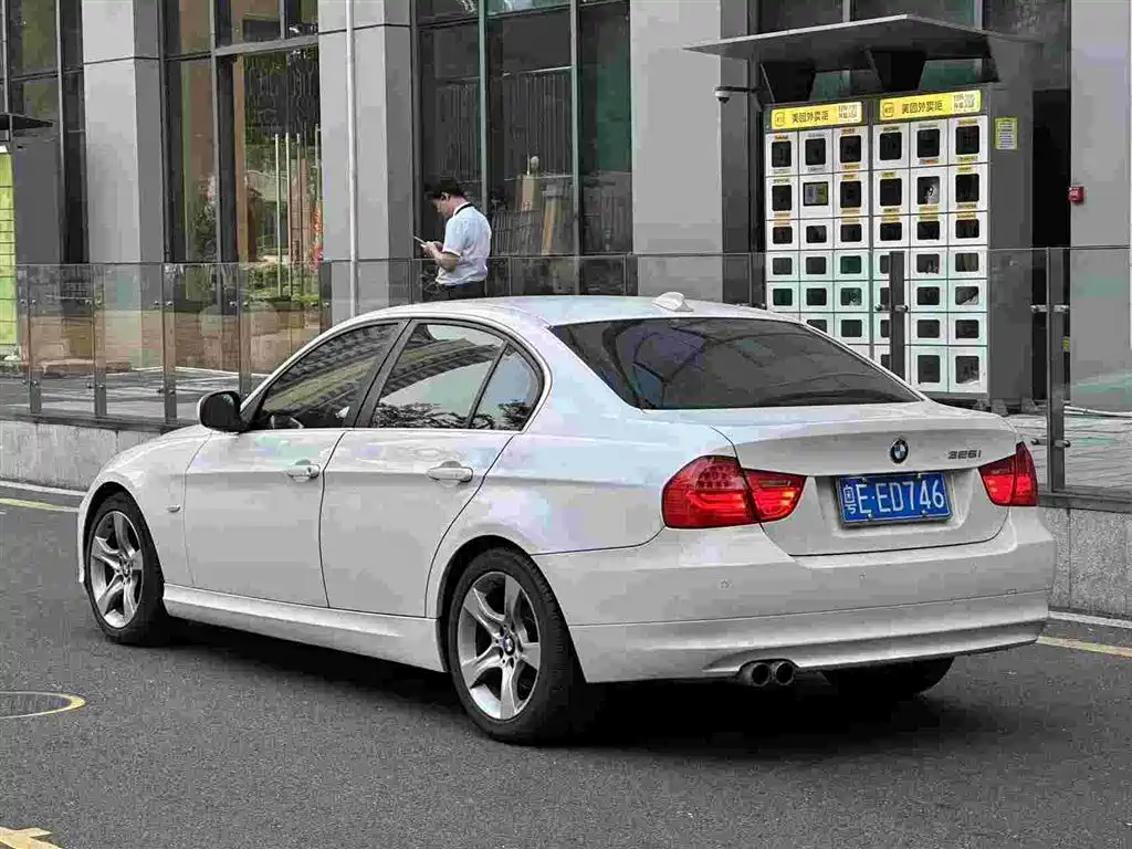 BMW 3 Series — миниатюра 3