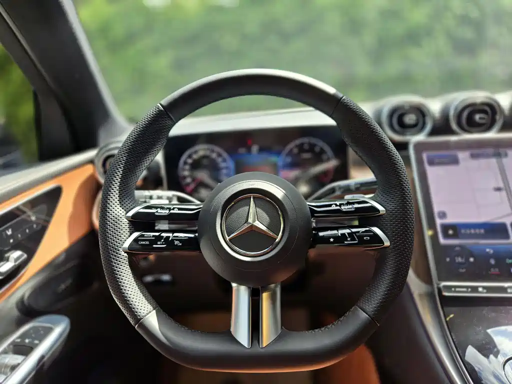 Mercedes-Benz GLC 2024 GLC 300 L 4MATIC 5 мест