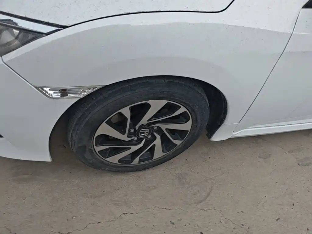Honda Civic — миниатюра 23