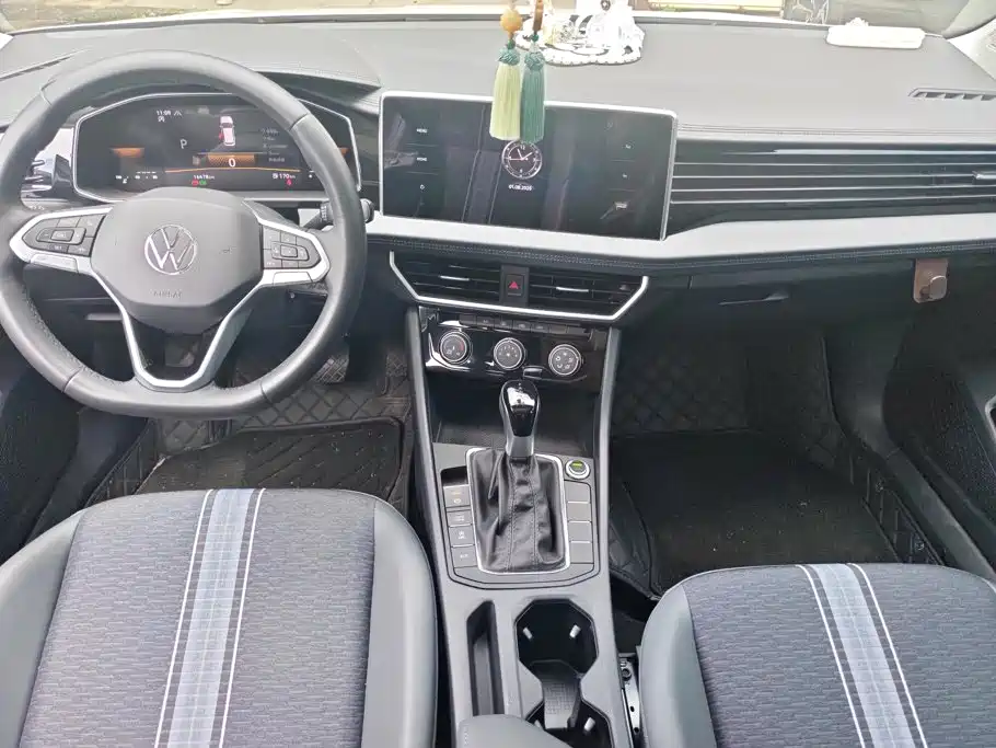Volkswagen Sagitar — миниатюра 13