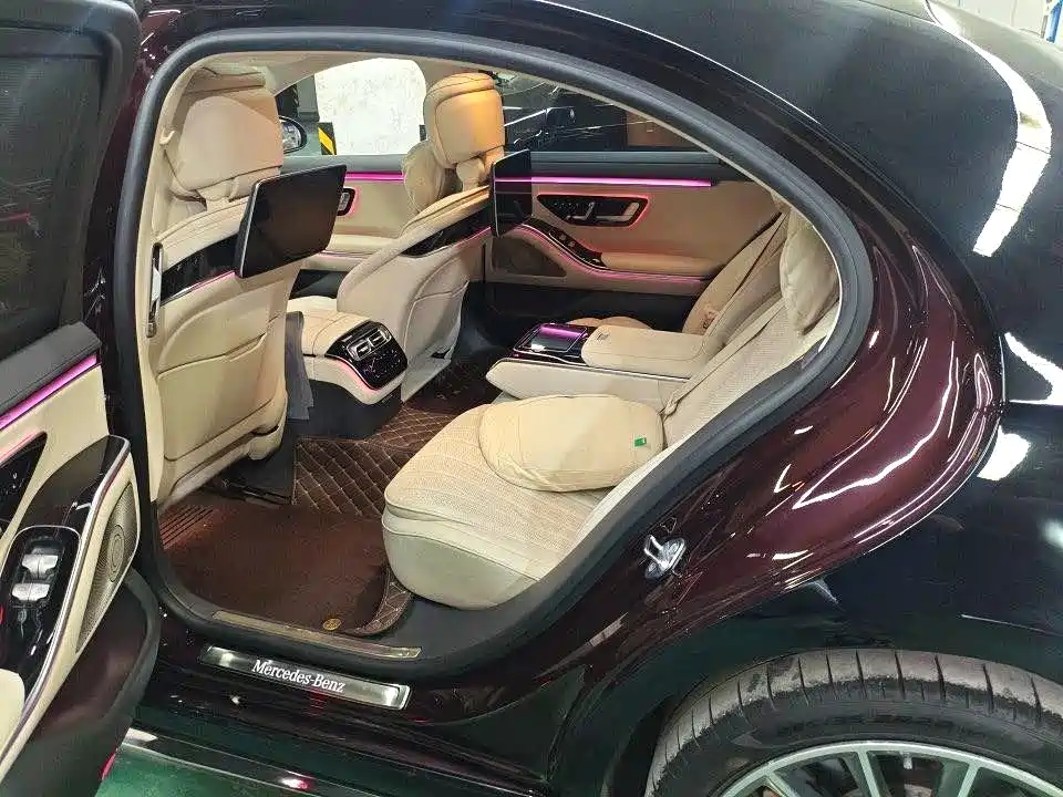 Mercedes-Benz S-Class — миниатюра 6