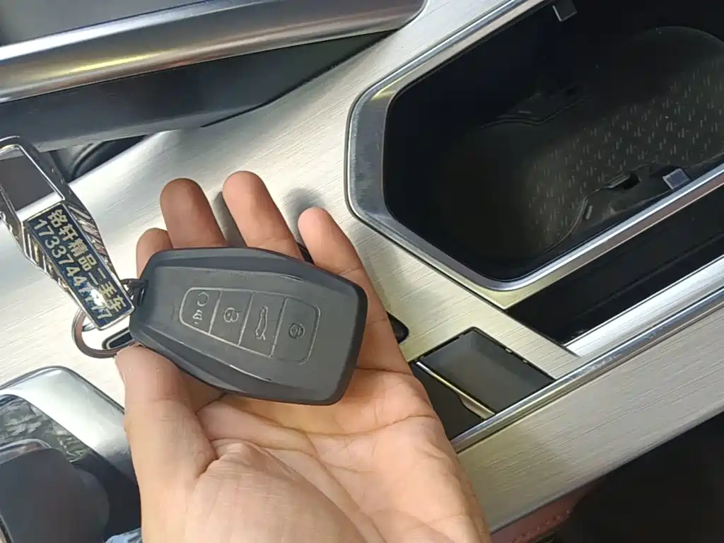 Geely Binyue — миниатюра 9