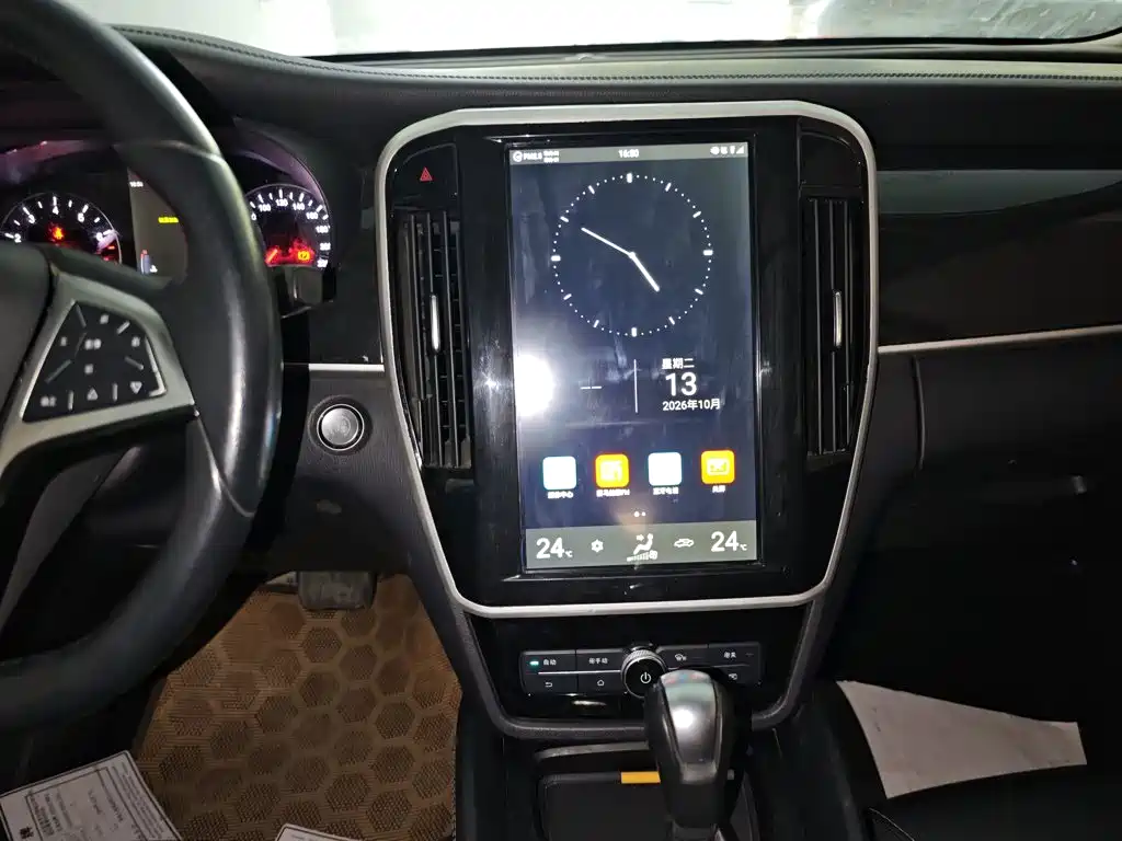 BYD MAX — миниатюра 13