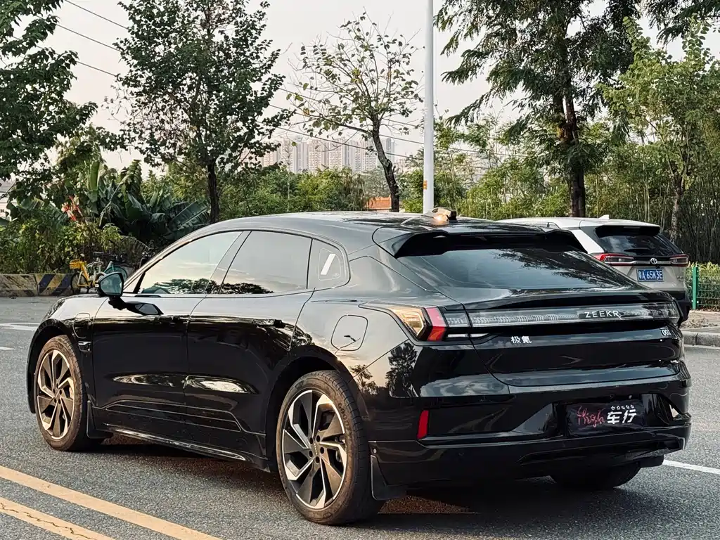 ZEEKR EXTREME KRYPTON 001