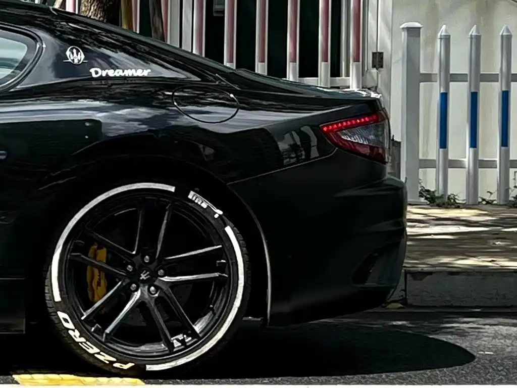 Maserati GranTurismo 2012 4.7L MC Stradale
