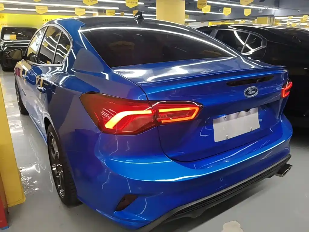 Ford Focus — миниатюра 5