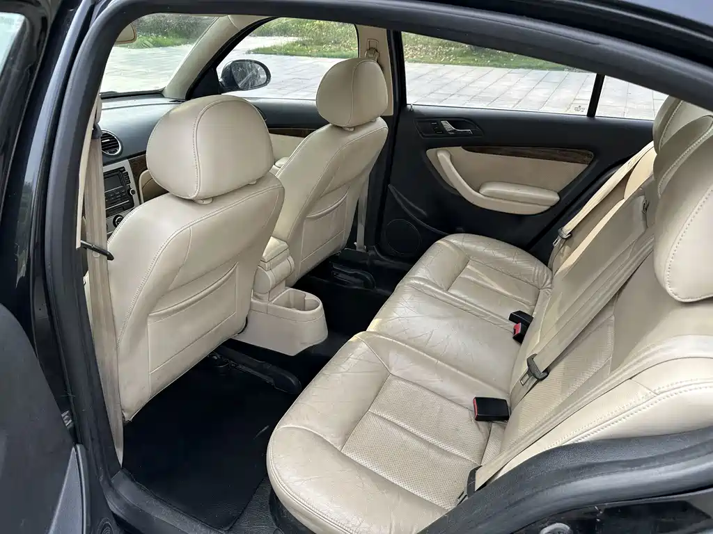 Volkswagen Lavida — миниатюра 19