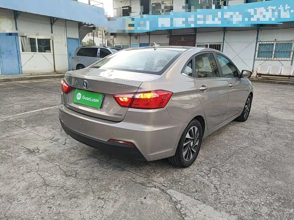 Changan V7 — миниатюра 7