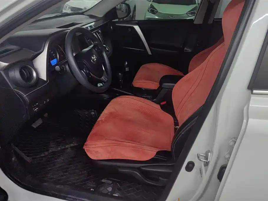 TOYOTA RAV4 RONGFANG