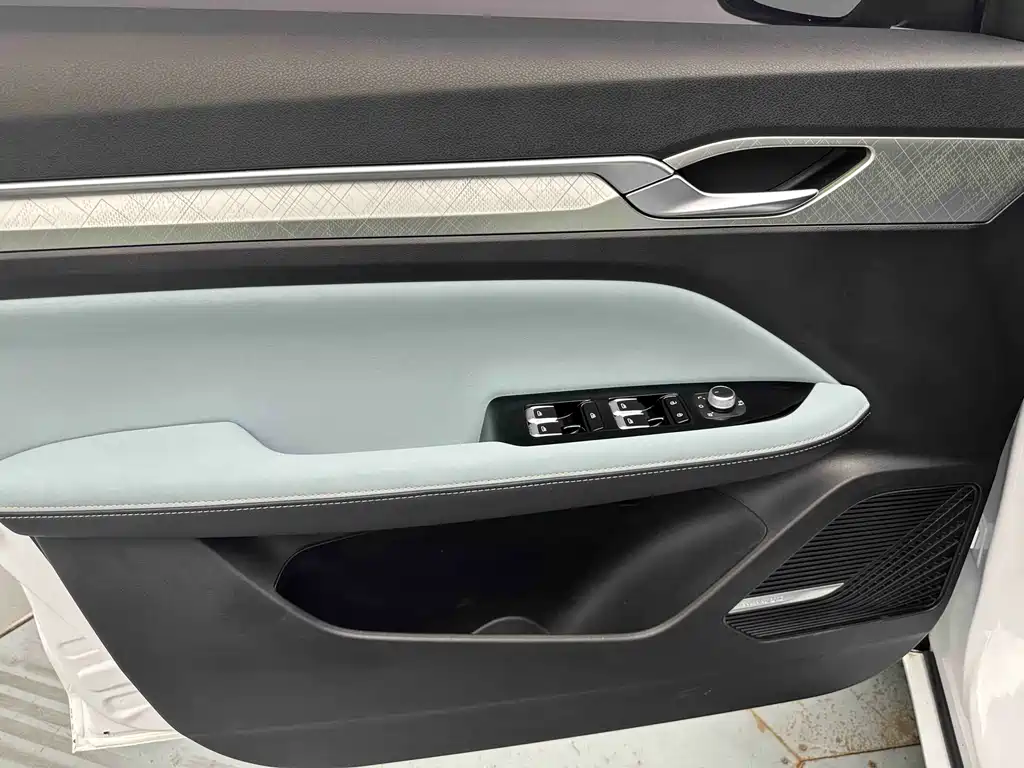Geely Emgrand L L 2022 1.4T CVT