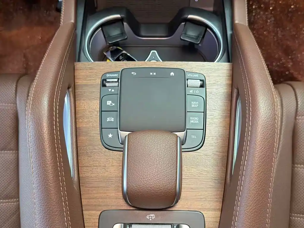 Mercedes-Benz GLS — миниатюра 6