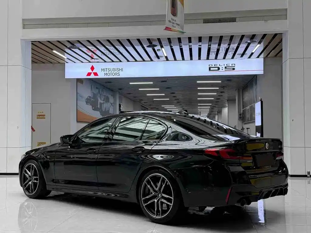 BMW M5 — миниатюра 4