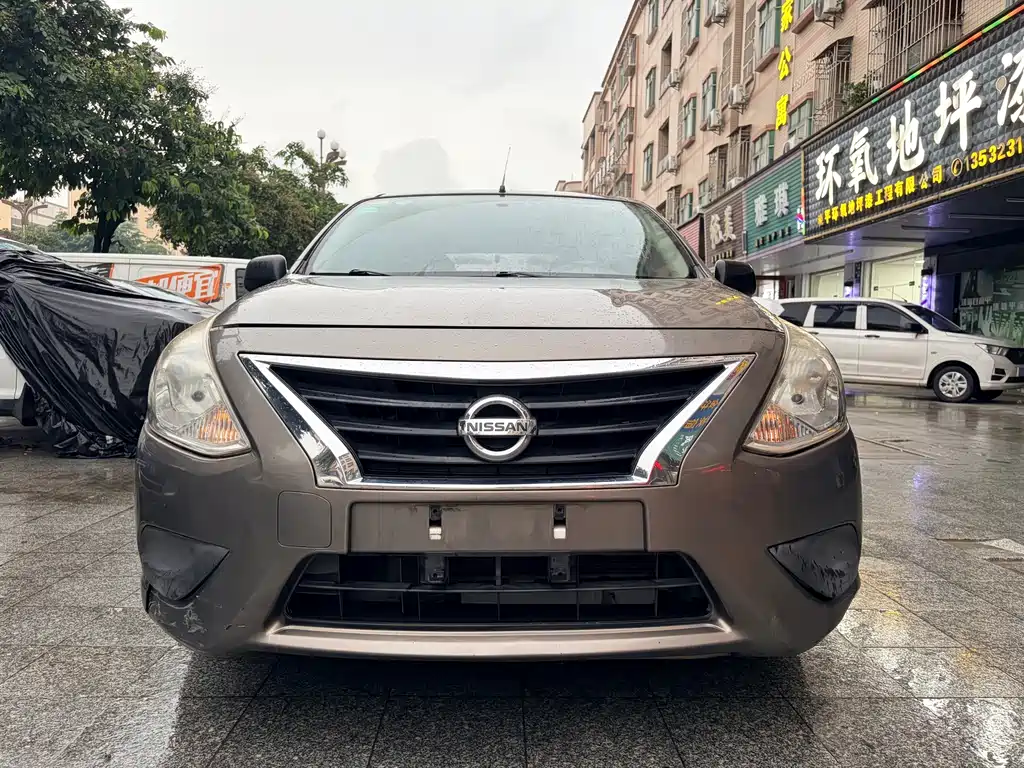 Nissan Sunny