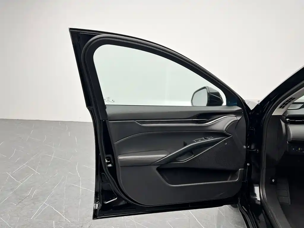 Ford Mondeo — миниатюра 11